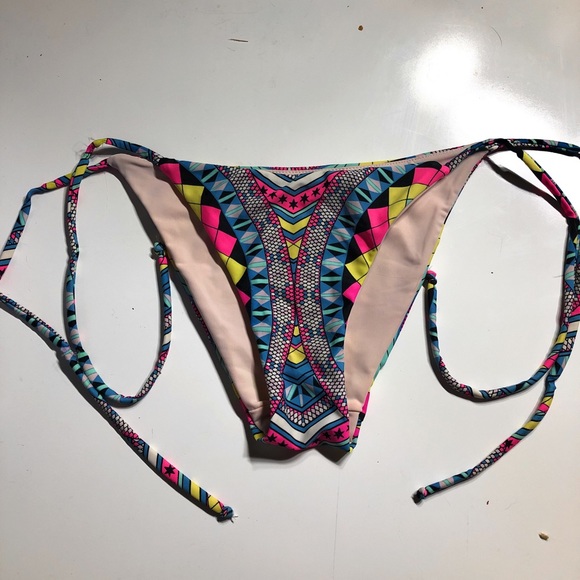 Mara Hoffman Bikini Bottom With Cobras - Picture 2 of 6